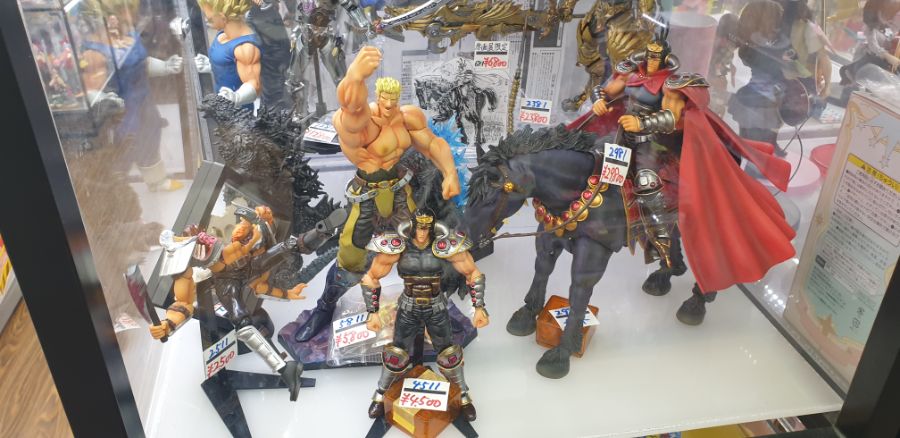 오사카여행 2번쨰이야기-난바역,,하루종일 돌아다니며 오덕쇼핑;-스압-_32.jpg