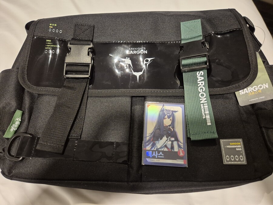 AGF) 굿즈 대충 꾸몄다_1.jpg