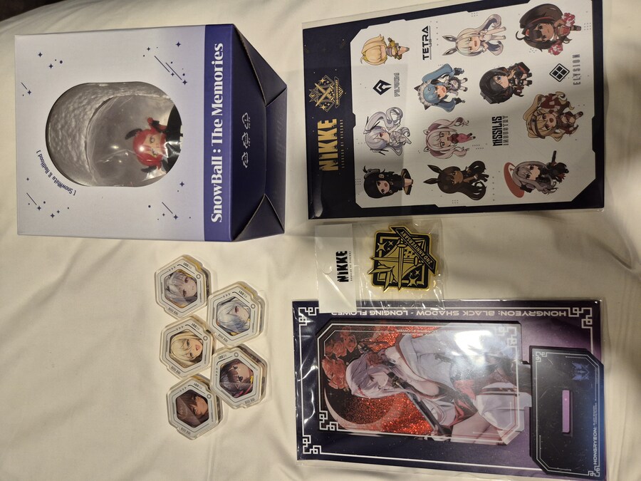 AGF) 굿즈 대충 꾸몄다_5.jpg