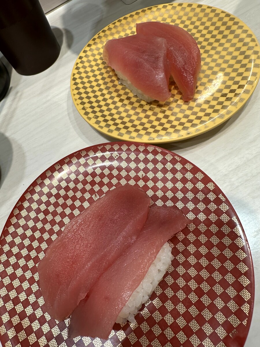 우오베이 회전초밥_1.jpg
