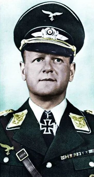 나치 공직자가 유대인 논란에서 살아남은 방법_1.jpg