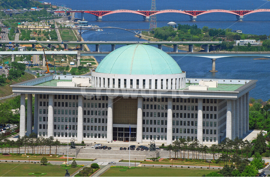 지금 국회의사당이 건축학도들에게 그토록 까이는 이유_1.jpg