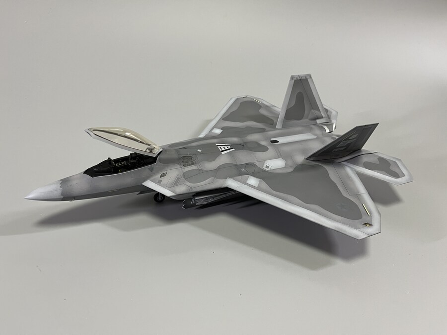 1/48 F-22 (아카데미)_2.jpg