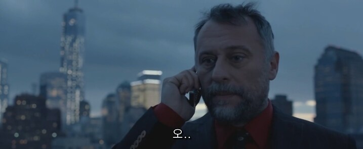 마피아두목: 감히 내 아들을 쳐? 죽이기전에 이유 정도는 들어주마._18.jpg