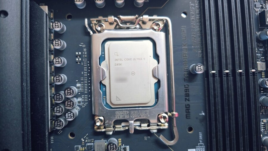 인텔® 코어™ Ultra 9 프로세서 285K 메인보드 직접 조립 후기_12.jpg