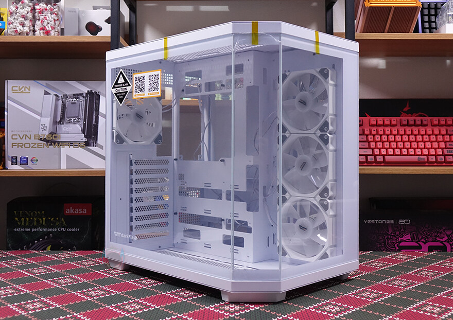 가장 레퍼런스적인 3면 컴퓨터 어항케이스! - 다크플래쉬 DQX80_13.jpg