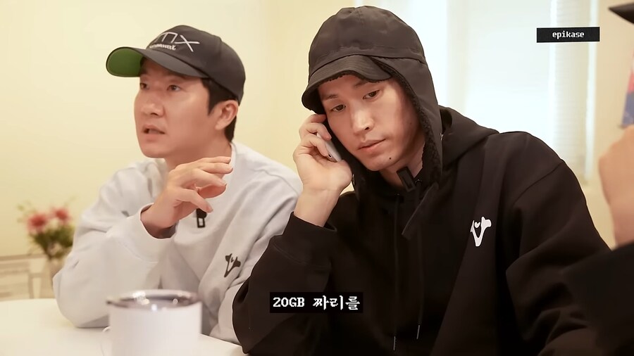 투컷이 아이팟 사고 울뻔한 이유_10.png