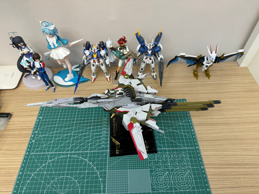 [메탈로봇혼] 제우스 실루엣+데스티니 건담 스펙2 올려봅니다_10.jpg