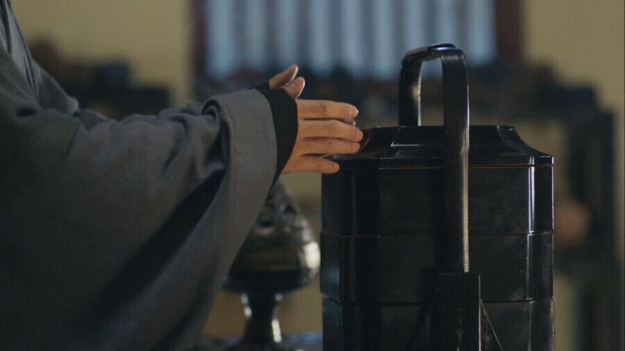 조조 "순욱, 천자께 선물을 드려야겠는데 무엇이 좋겠는가"_4.jpg