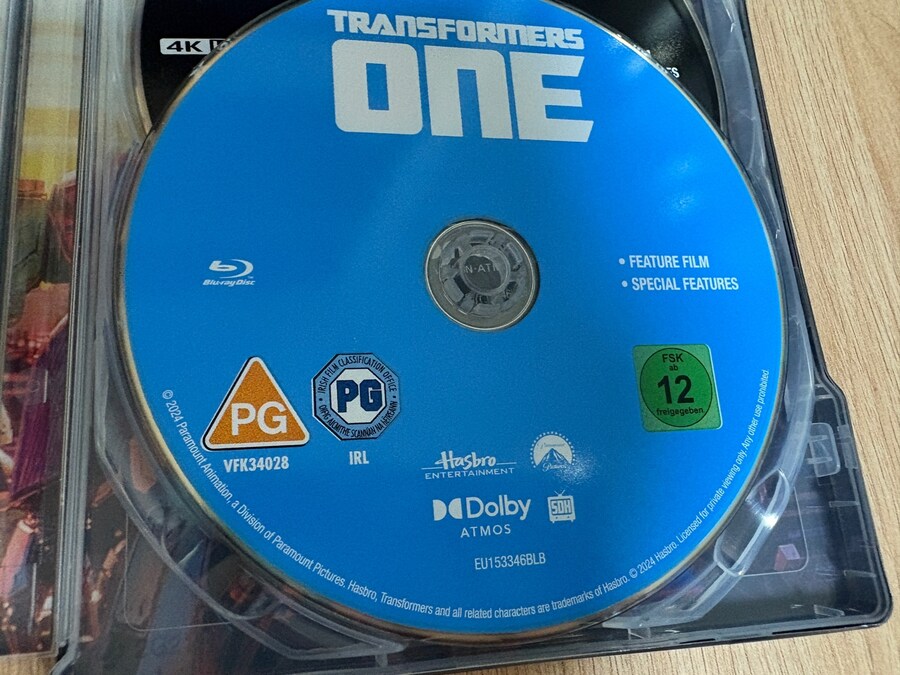 트랜스포머.원 4K ULTRA-HD 블루레이 스틸박스_6.jpg