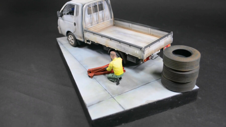 아카데미 1/24 포터 II를 제작 했습니다. 피규어도 있습니다._8.jpg