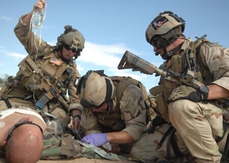 예비군에서도 안 가르쳐 주는 부상병 처치(총상편)_1.jpg