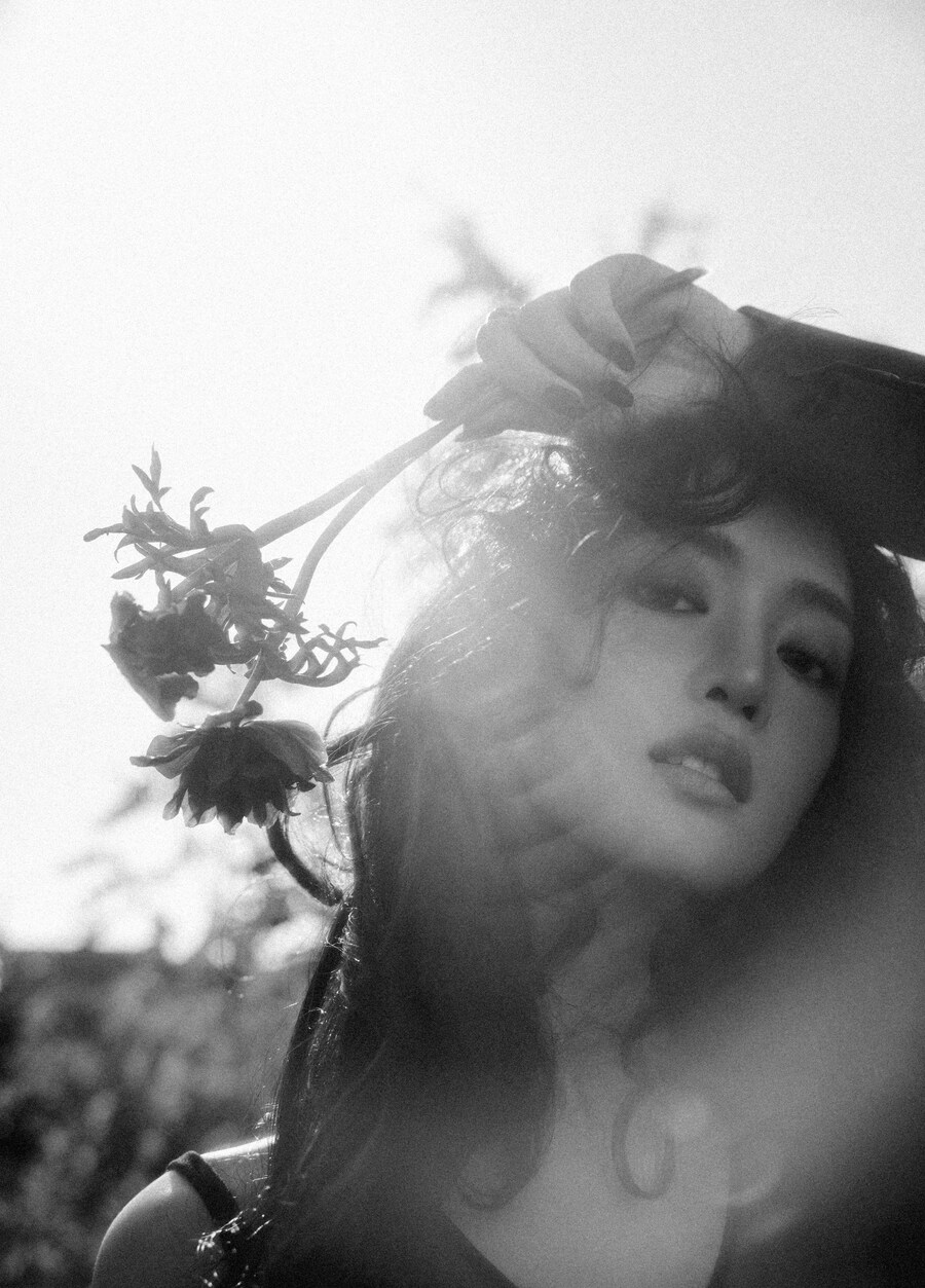 [콘셉트필름3&4] 민니 "HER"_2.jpg