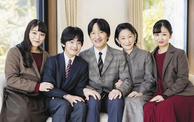 일본 천황 가족이 받는 생활비.jpg_4.jpg