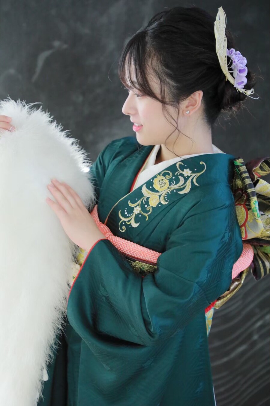 이번달에 데뷔한 여배우_2.jpg