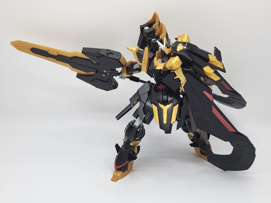 [HG]건담 슈발츠클라우에_7.jpg