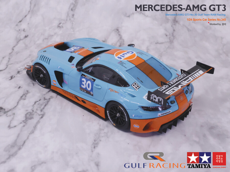 1/24 Mercedes Benz AMG-GT3 No.30 Gulf Racing_18.jpg