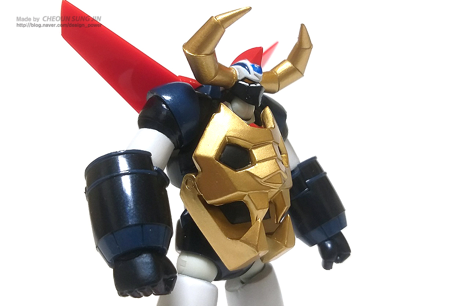 리볼텍 야마구치 가이킹 피규어_8.jpg