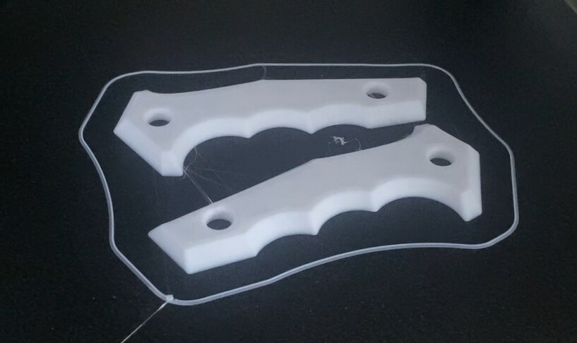 3D 프린터로 만든 발로란트 프리즘 칼_4.png