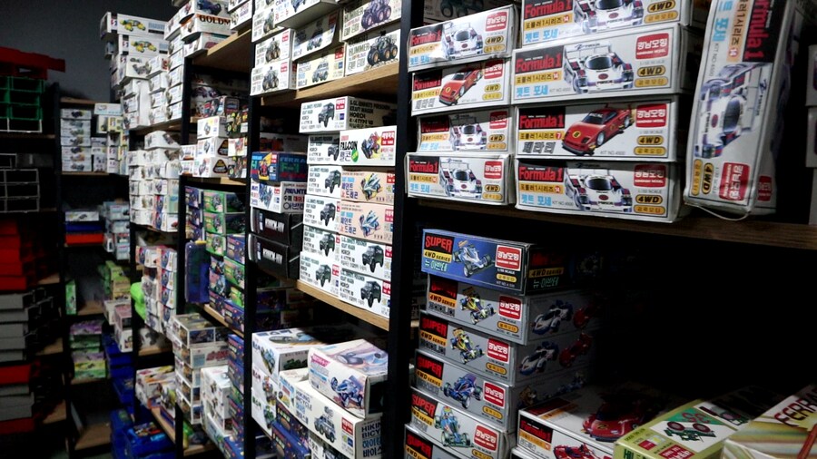 고전프라 / 미니카에 빠진 사람의 지하 창고_12.png