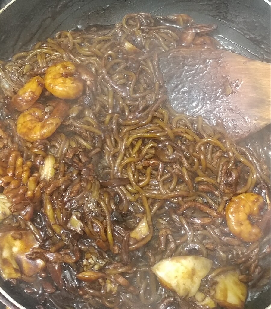 홈플러스 이춘삼 쟁반짜장_3.jpg