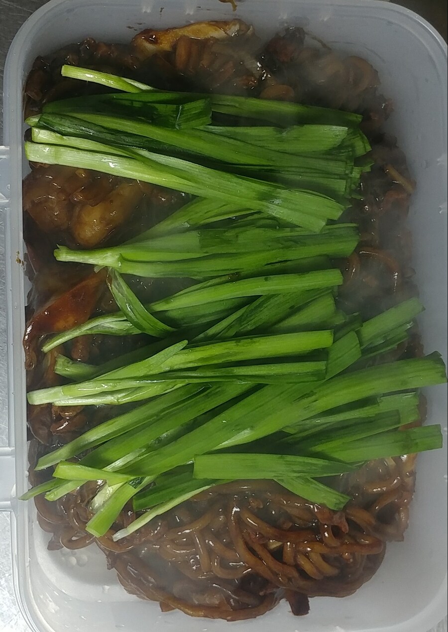 홈플러스 이춘삼 쟁반짜장_4.jpg