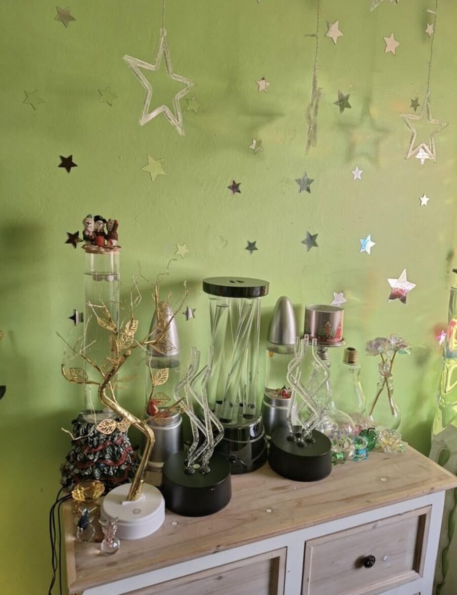 20살 남자가 자기 방 여자처럼 꾸민거냐며 올린 사진.jpg_3.jpg