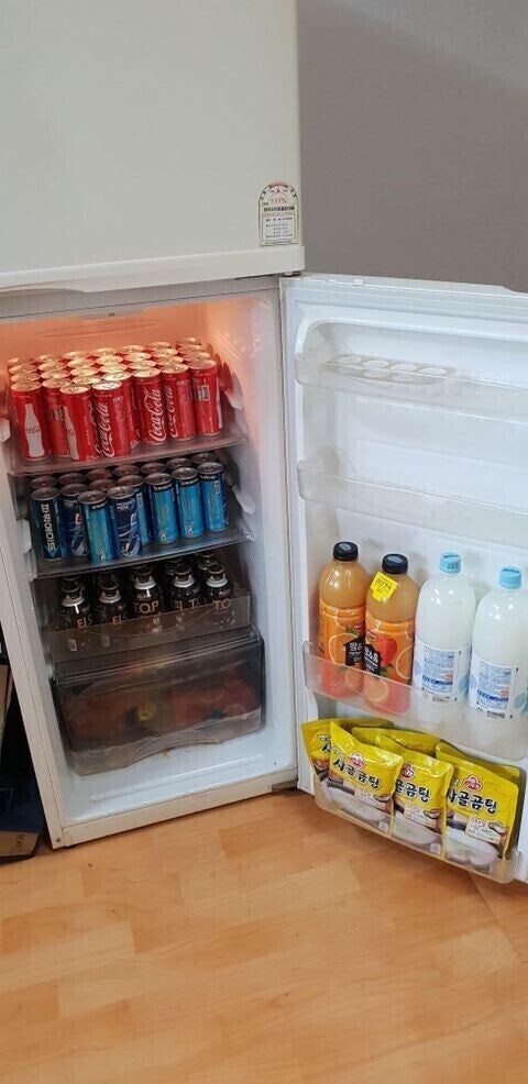 새로 입주한 원룸에서 술주정한 친구녀석_4.jpg