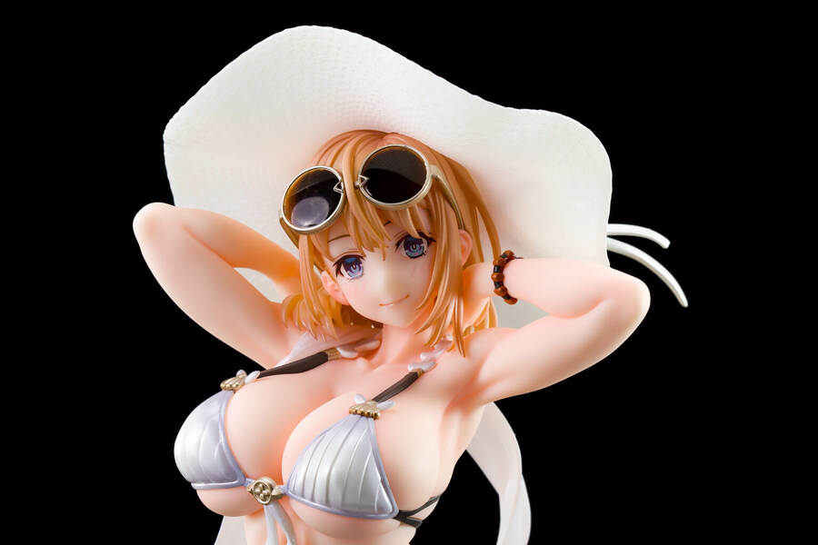 평범한 라이자 일러레 피규어_1.jpg