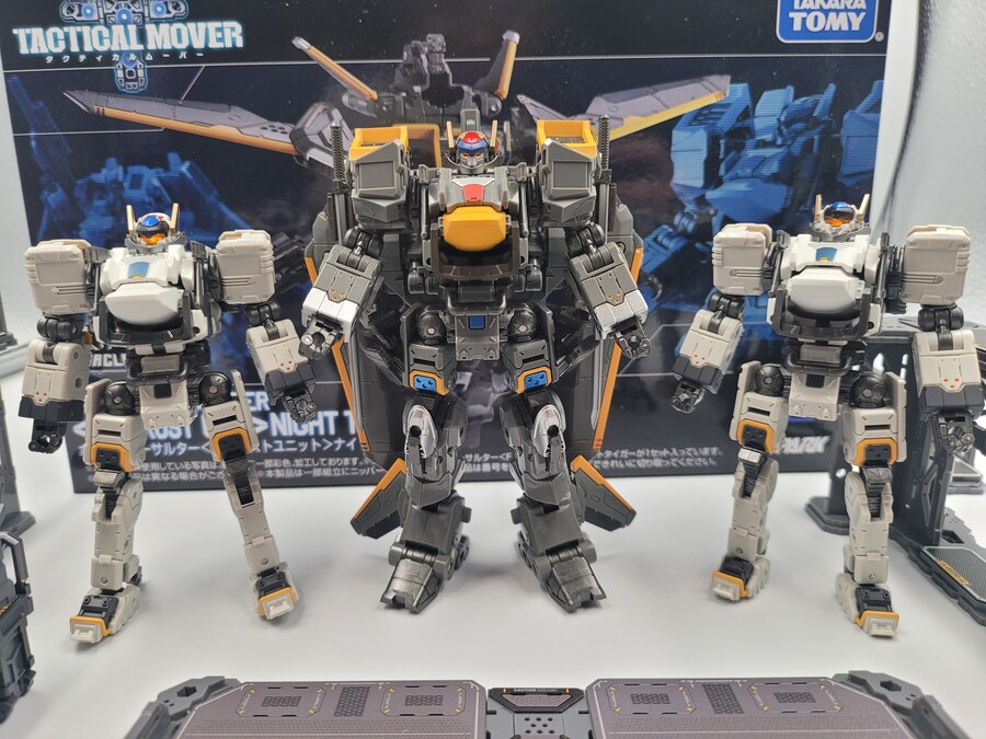 다이아클론) 호루스 버설터 나이트 타이거 & 스톰 세이버_14.jpg