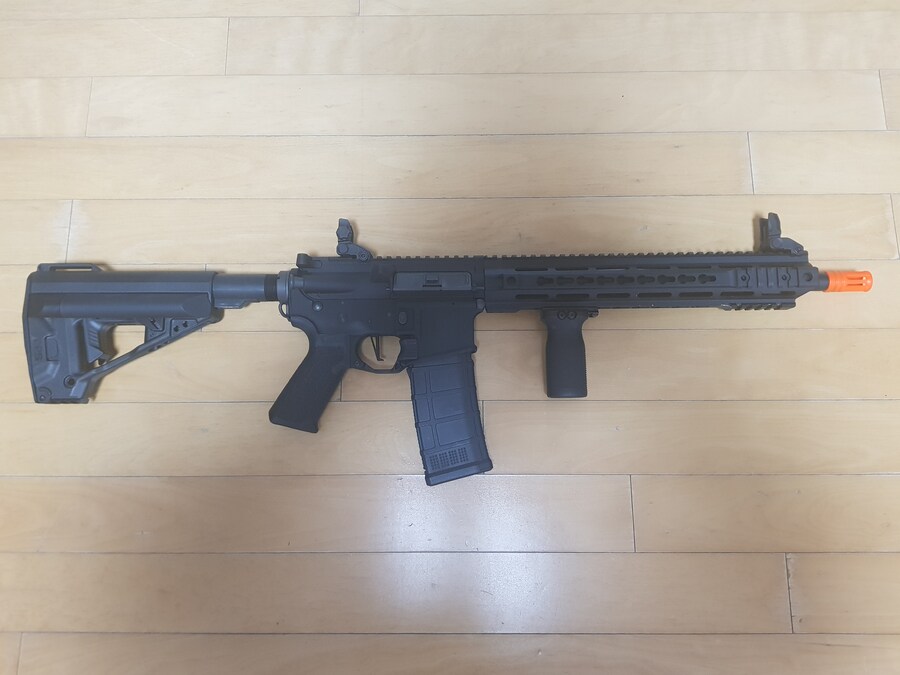 VFC VR 16 전동건_1.jpg