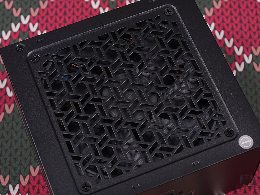 한국시장에 더 신경 쓴 안텍 새 시리즈 파워!-Antec GSK 750W 블랙_17.jpg