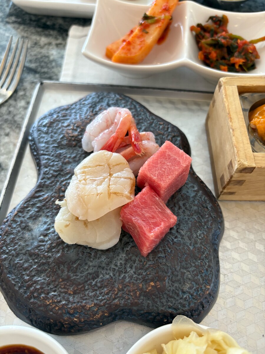 국내에서 가장 비싼 뷔페 후기(크랩52)_10.jpg