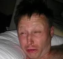 방금 자다 깨서 핸드폰 본 유게이들 카메라 해킹해서 스샷 찍었다_2.jpg