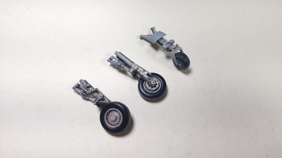 1/48 MIRAGE 50CN PANTERA (KINETIC+VESPA)05_4.jpg