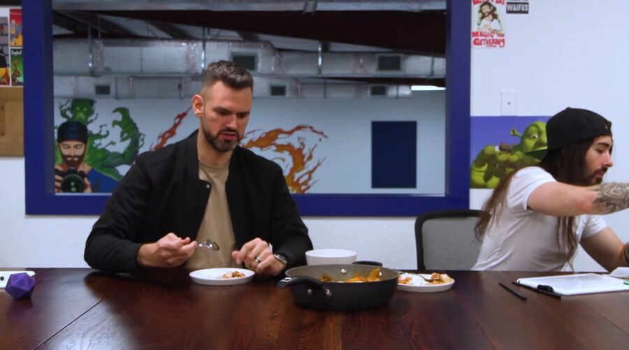 한국 음식 티어 정리 하는 미국 유튜버_20.jpg