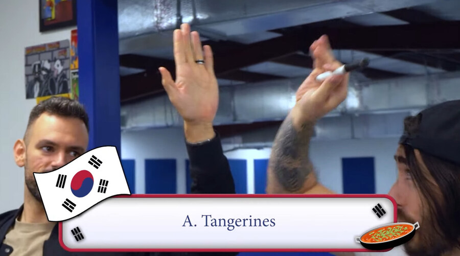 한국 음식 티어 정리 하는 미국 유튜버_27.jpg