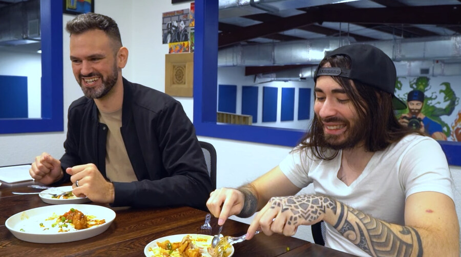 한국 음식 티어 정리 하는 미국 유튜버_34.jpg