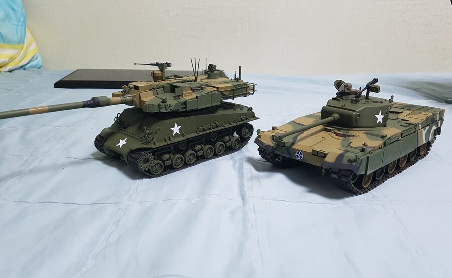 같은 스케일 프라모델로 알아보는 전차 크기 차이.jpg_1.jpg