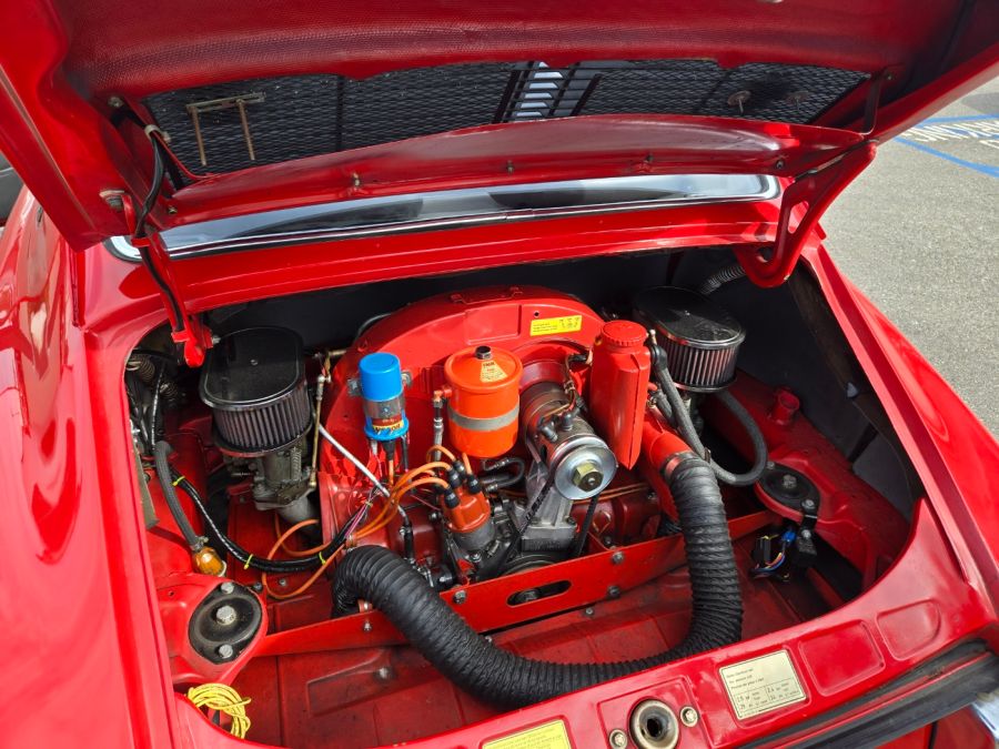 포르쉐 익스피어런스 센터에서 대충 사묵는 햄버거;ㅎ_15.jpg