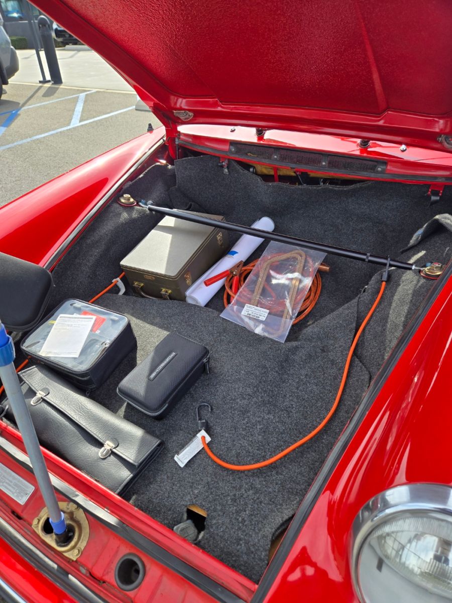 포르쉐 익스피어런스 센터에서 대충 사묵는 햄버거;ㅎ_16.jpg