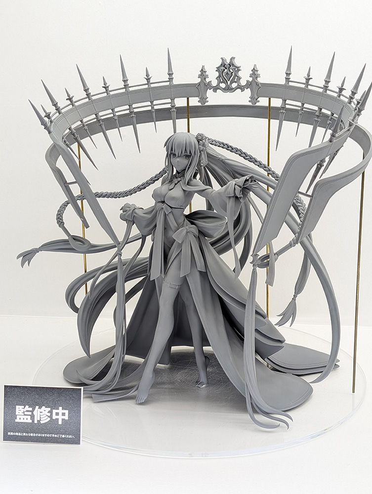 [애니플렉스] 원페스 2025 겨울 키타가와 마린 계열 외 신제품 전시 사진_5.jpg