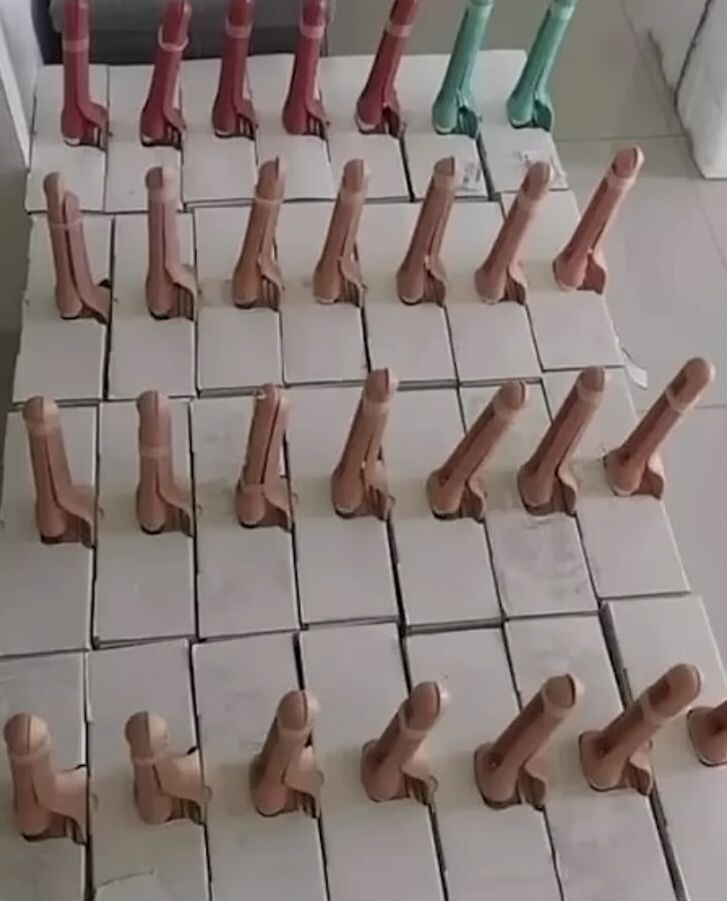 딜도 공장에서 출하되는 딜도.jpg_1.jpg