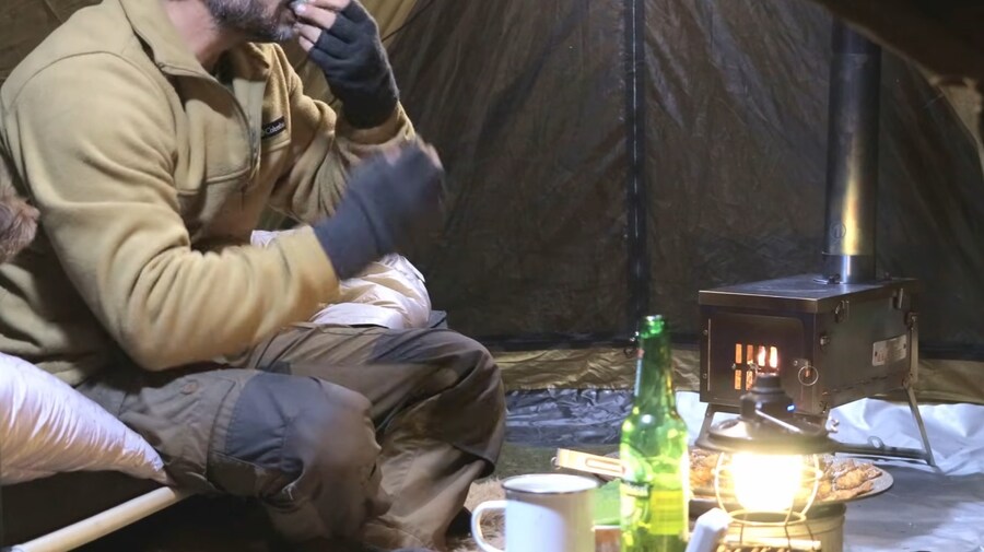 -5°C에 텐트에서 한국식 바베큐 하겠다는 외국인_16.jpg