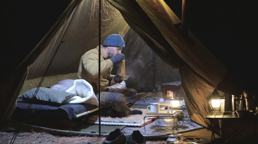 -5°C에 텐트에서 한국식 바베큐 하겠다는 외국인_32.jpg