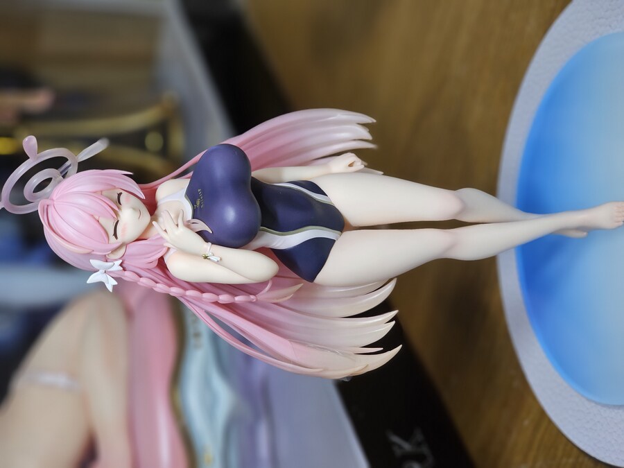 오늘 받은 하나코 피규어_5.jpg