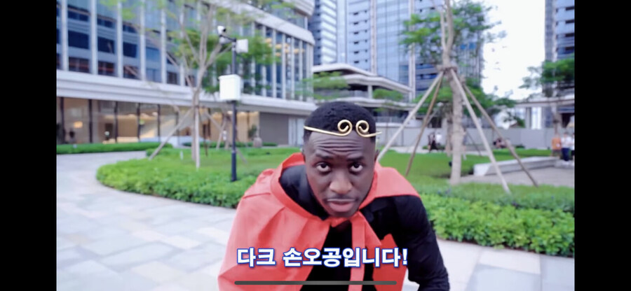 요즘엔 다크가 대세인가 보구나_2.jpg