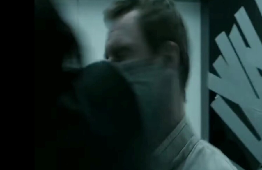 영화) X맨 - 찰스 "우린 폭력은 절대 사용하지 않을걸세"_28.jpg