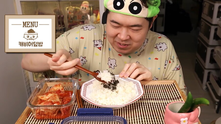 인생 첫 캐비어 먹방 하는 유튜버.jpg_45.png