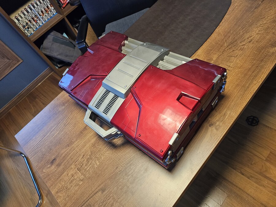 [핫토이 & ZD toys] 아이언맨 마크5 슈트업 & 케이스_5.jpg